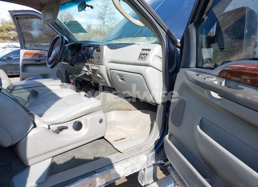 Photo 5 of 2004 Ford F-250 LARIAT/XL/XLT (VIN 1FTNX21P34EB67471)