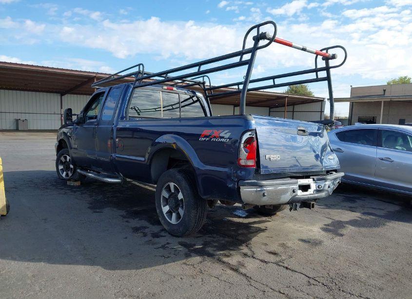 Photo 3 of 2004 Ford F-250 LARIAT/XL/XLT (VIN 1FTNX21P74EA66496)