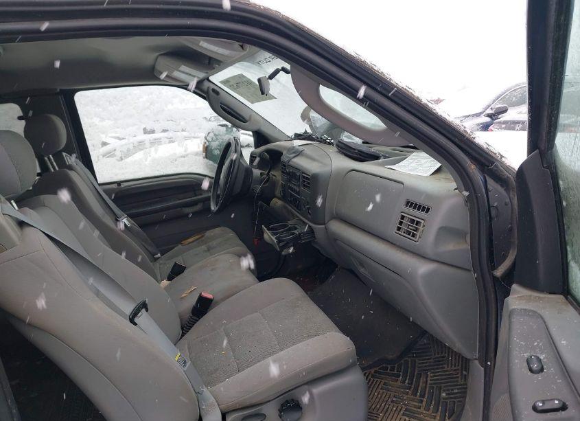 Photo 5 of 2004 Ford F-250 LARIAT/XL/XLT (VIN 1FTNX21P74ED84733)