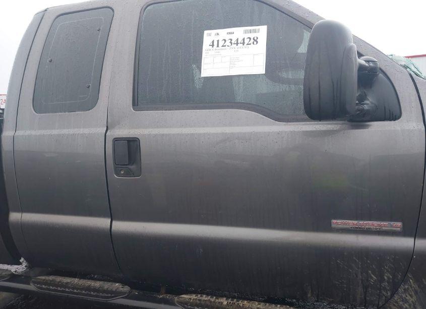 Photo 13 of 2004 Ford F-250 LARIAT/XL/XLT (VIN 1FTNX21P84EB49290)