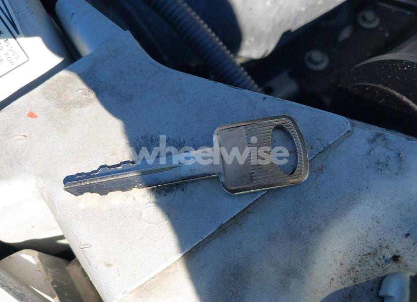 Photo 11 of 2002 Ford F-250 LARIAT/XL/XLT (VIN 1FTNX21S12EA65569)