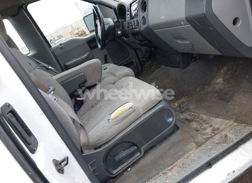 Photo 5 of 2006 Ford F-150 XL/XLT (VIN 1FTPF12546NA66624)