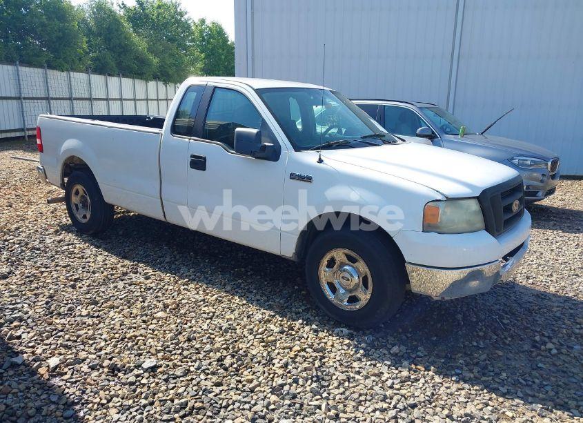 2005 Ford F-150 XL/XLT (VIN 1FTPF12555NA34148) main photo