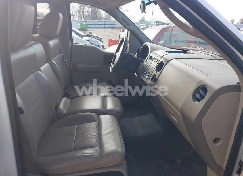 Photo 8 of 2004 Ford F-150 XL/XLT (VIN 1FTPF12594NC29622)