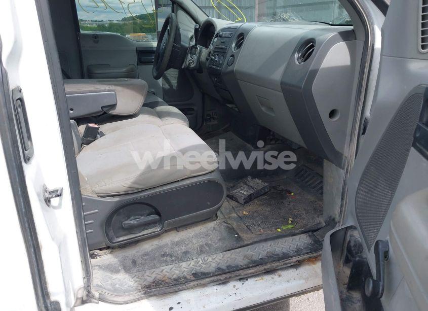 Photo 5 of 2006 Ford F-150 XL/XLT (VIN 1FTPF12V26KD98353)