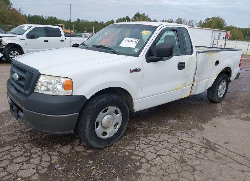 Photo 2 of 2006 Ford F-150 XL/XLT (VIN 1FTPF12V86NB05263)