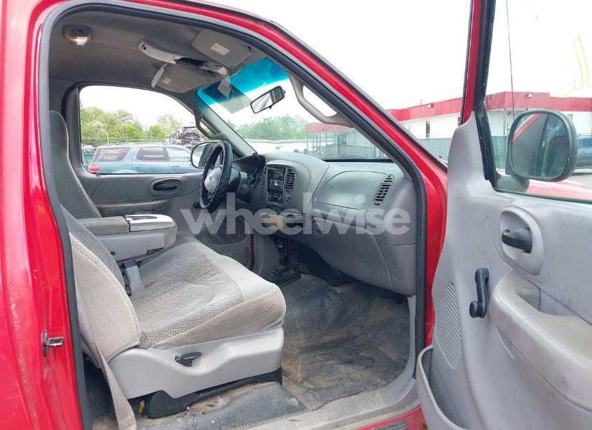 Photo 5 of 2000 Ford F-150 WORK SERIES/XL/XLT (VIN 1FTPF18LXYNA72484)