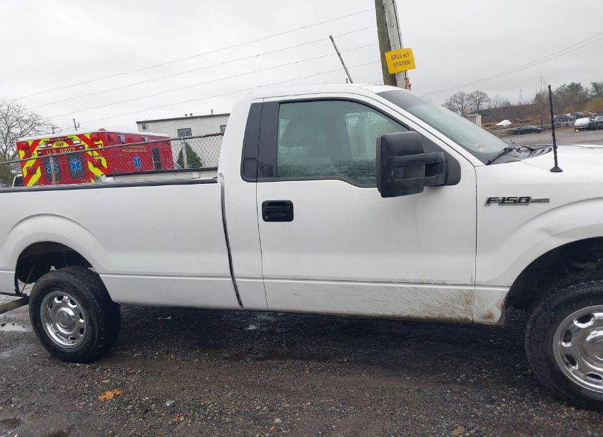 Photo 13 of 2010 Ford F-150 XL/XLT (VIN 1FTPF1EV6AKE77965)