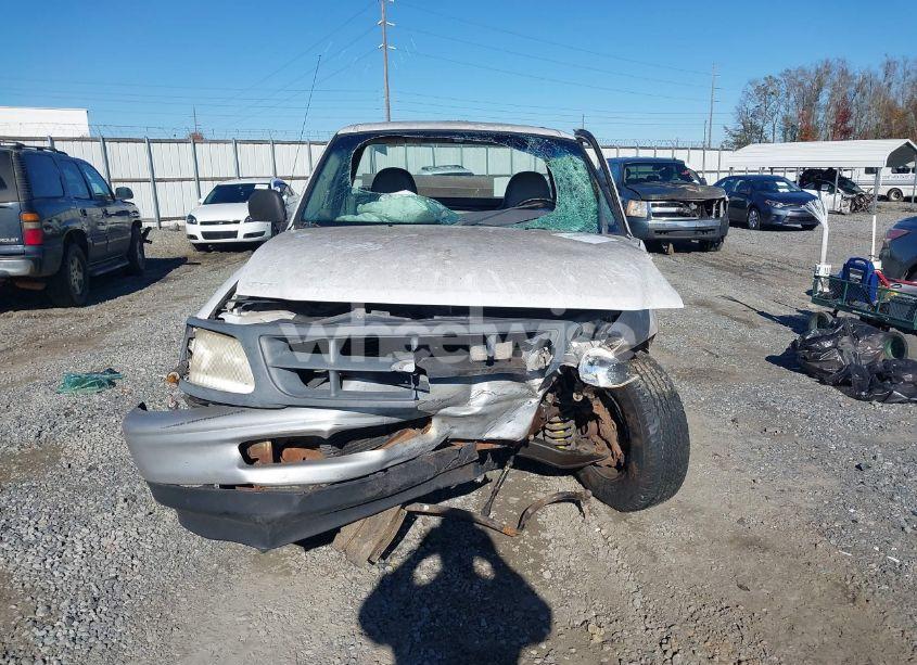 Photo 12 of 1998 Ford F-250 LARIAT/STANDARD/XL/XLT (VIN 1FTPF2766WNB70779)