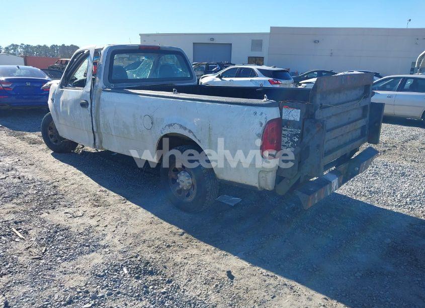 Photo 3 of 1998 Ford F-250 LARIAT/STANDARD/XL/XLT (VIN 1FTPF2766WNB70779)