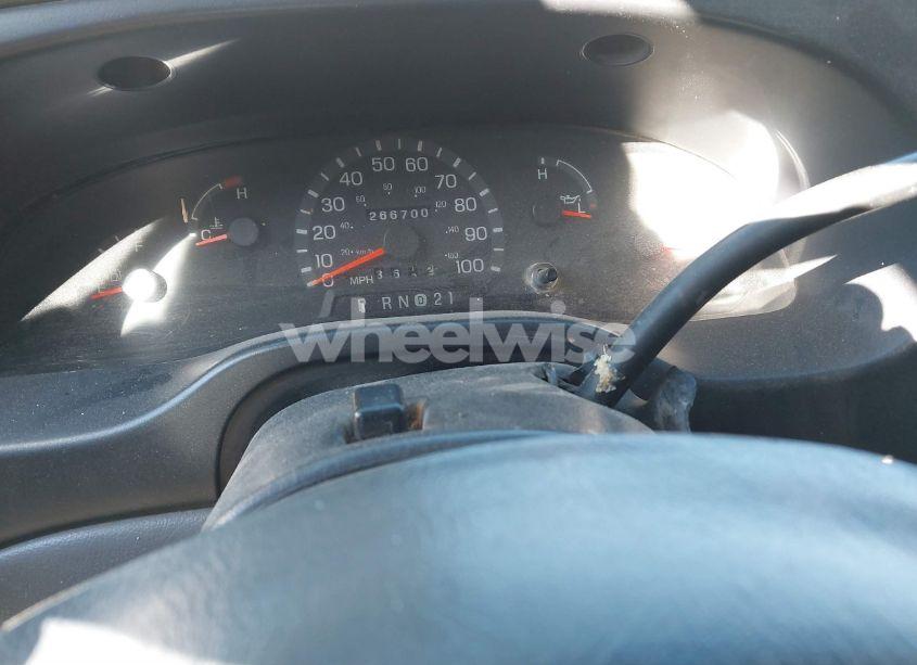 Photo 7 of 1998 Ford E-250 COMMERCIAL/RECREATIONAL (VIN 1FTPS24L4WHB85401)