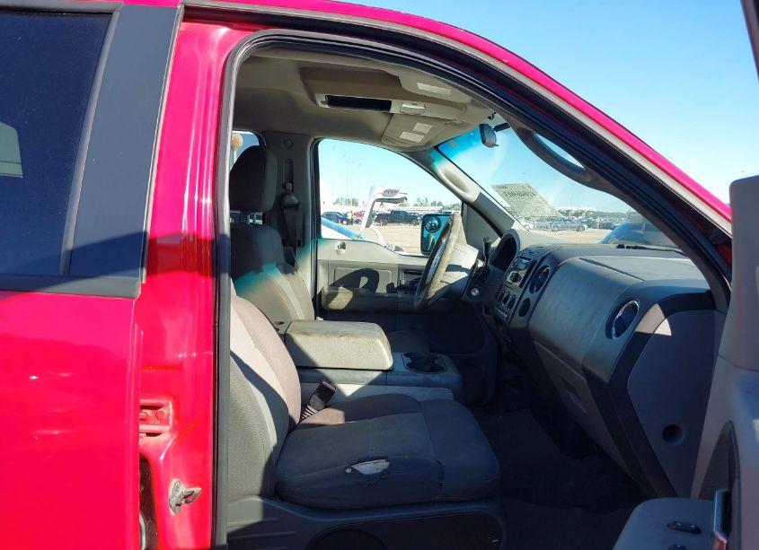 Photo 5 of 2006 Ford F-150 XLT (VIN 1FTPW02596KD38385)