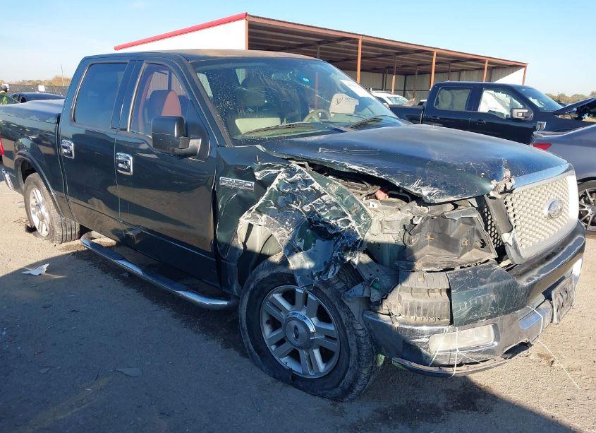 2004 Ford F-150 LARIAT/XLT (VIN 1FTPW12504KA85458) main photo