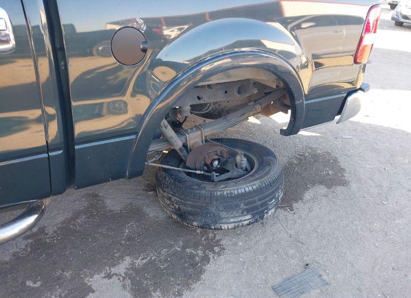 Photo 6 of 2004 Ford F-150 LARIAT/XLT (VIN 1FTPW12504KA85458)