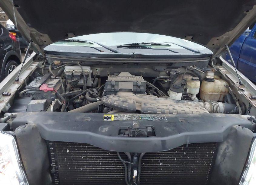 Photo 10 of 2004 Ford F-150 LARIAT/XLT (VIN 1FTPW12504KC20938)