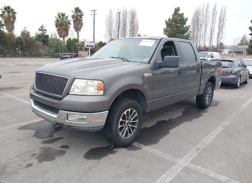 Photo 2 of 2004 Ford F-150 LARIAT/XLT (VIN 1FTPW12504KD70760)