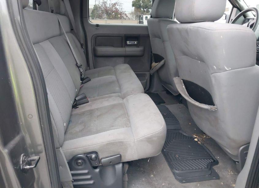 Photo 8 of 2004 Ford F-150 LARIAT/XLT (VIN 1FTPW12504KD70760)