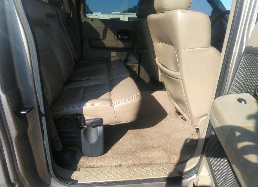 Photo 8 of 2005 Ford F-150 LARIAT/XLT (VIN 1FTPW12505FA56780)