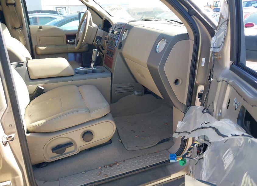 Photo 5 of 2005 Ford F-150 LARIAT/XLT (VIN 1FTPW12505FA75135)