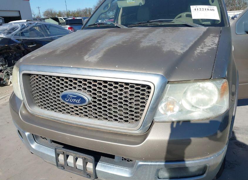 Photo 6 of 2005 Ford F-150 LARIAT/XLT (VIN 1FTPW12505FA75135)