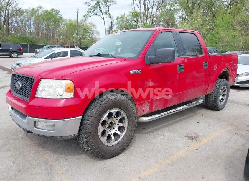 Photo 2 of 2005 Ford F-150 LARIAT/XLT (VIN 1FTPW12505FB56152)