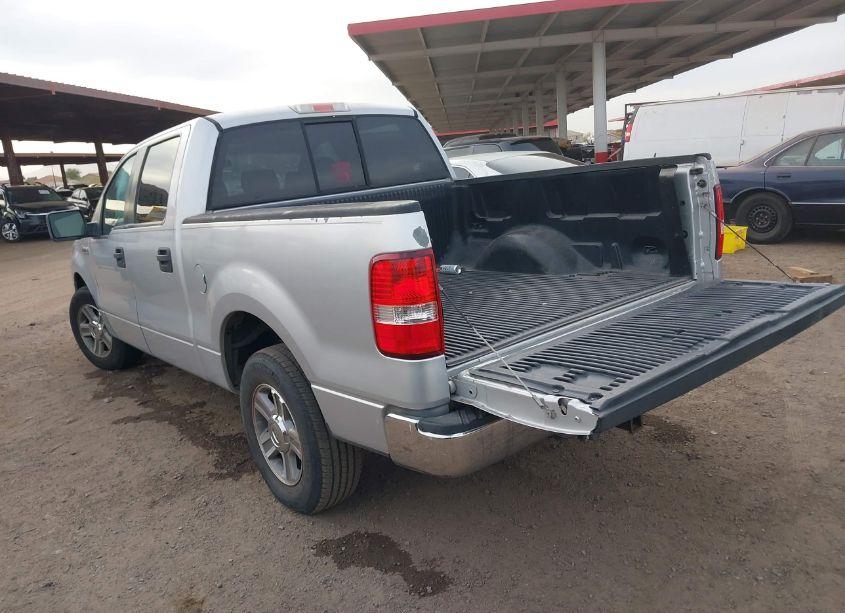 Photo 3 of 2005 Ford F-150 LARIAT/XLT (VIN 1FTPW12515FA41446)
