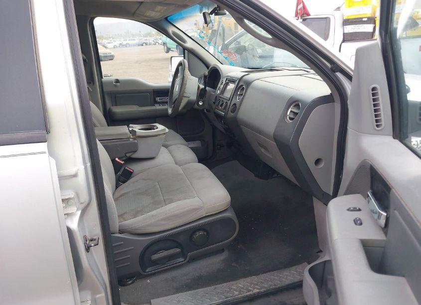 Photo 5 of 2005 Ford F-150 LARIAT/XLT (VIN 1FTPW12515FA41446)