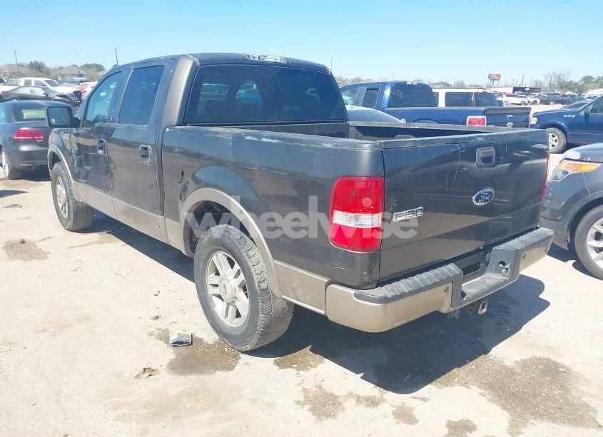 Photo 3 of 2005 Ford F-150 LARIAT/XLT (VIN 1FTPW12515FB51929)