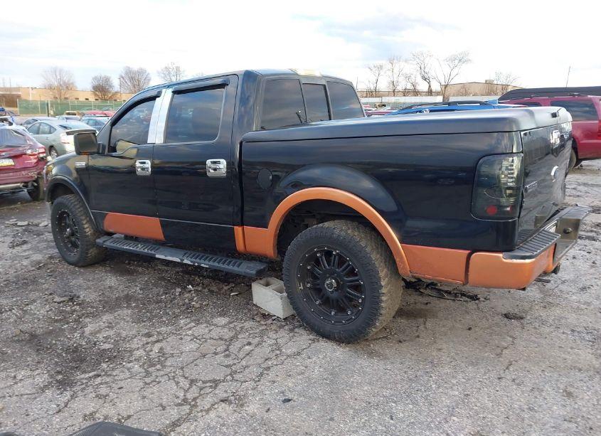 Photo 3 of 2005 Ford F-150 LARIAT/XLT (VIN 1FTPW12515KD35677)