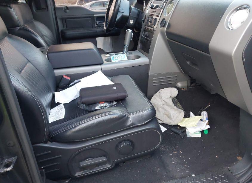 Photo 5 of 2005 Ford F-150 LARIAT/XLT (VIN 1FTPW12515KD35677)