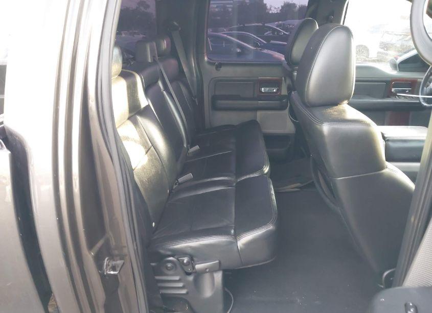 Photo 8 of 2006 Ford F-150 LARIAT/XLT (VIN 1FTPW12516FB07737)