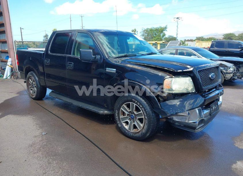 2004 Ford F-150 LARIAT/XLT (VIN 1FTPW12524KB76697) main photo