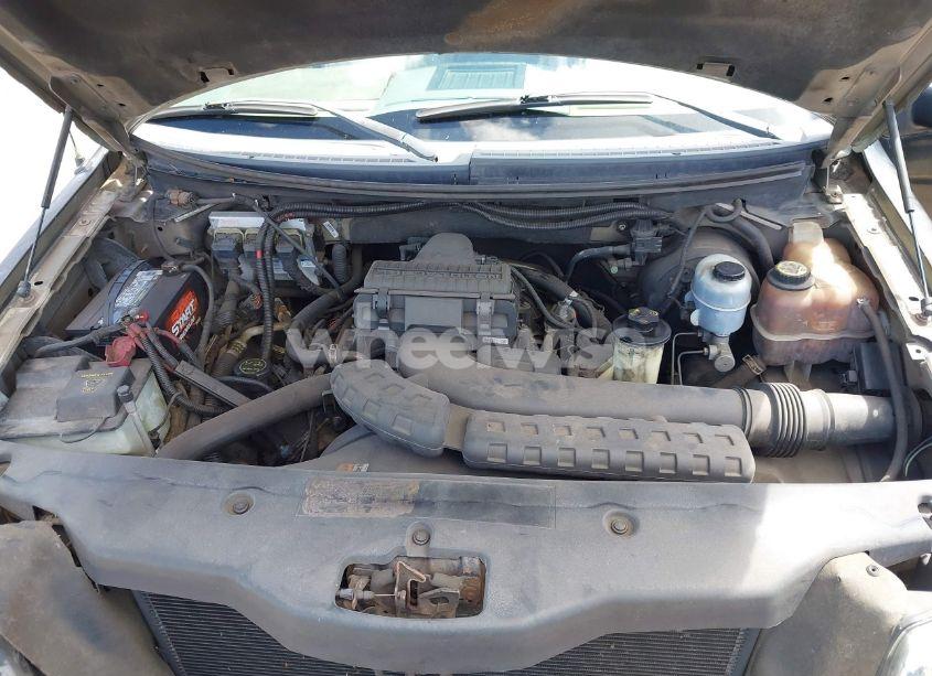 Photo 10 of 2004 Ford F-150 LARIAT/XLT (VIN 1FTPW12524KB76697)