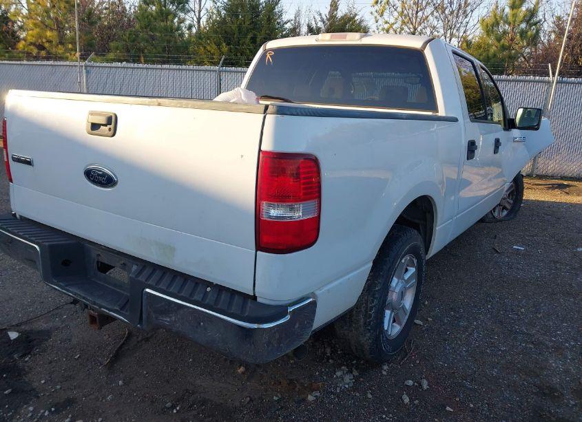 Photo 4 of 2004 Ford F-150 LARIAT/XLT (VIN 1FTPW12524KB92981)