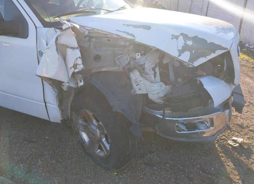 Photo 6 of 2004 Ford F-150 LARIAT/XLT (VIN 1FTPW12524KB92981)