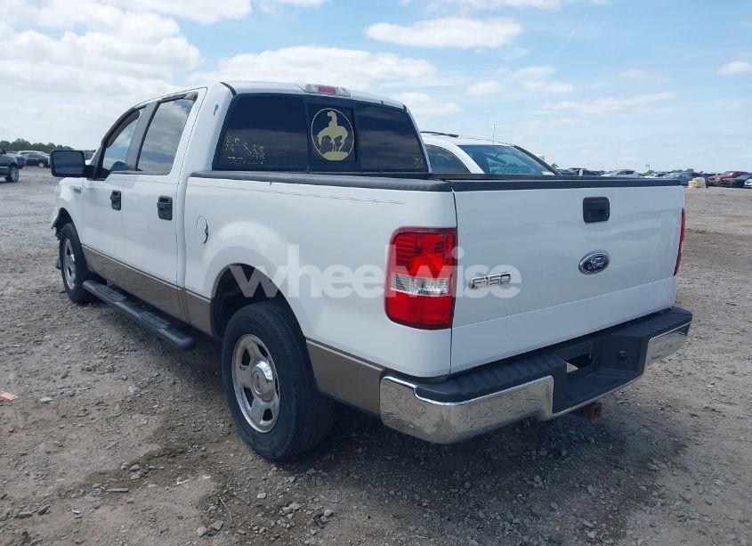 Photo 3 of 2005 Ford F-150 LARIAT/XLT (VIN 1FTPW12525FB55813)