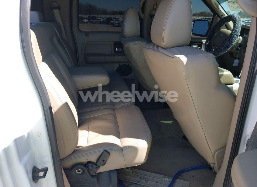 Photo 8 of 2005 Ford F-150 LARIAT/XLT (VIN 1FTPW12525KF04265)