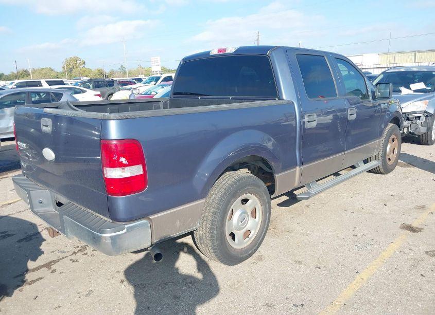 Photo 4 of 2006 Ford F-150 LARIAT/XLT (VIN 1FTPW12526KB22660)