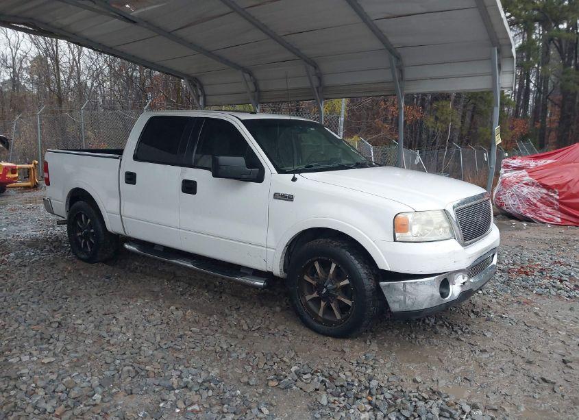 2006 Ford F-150 LARIAT/XLT (VIN 1FTPW12526KD42011) main photo