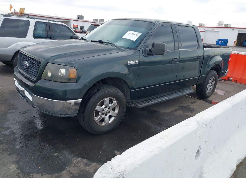 Photo 2 of 2004 Ford F-150 LARIAT/XLT (VIN 1FTPW12534KB85652)