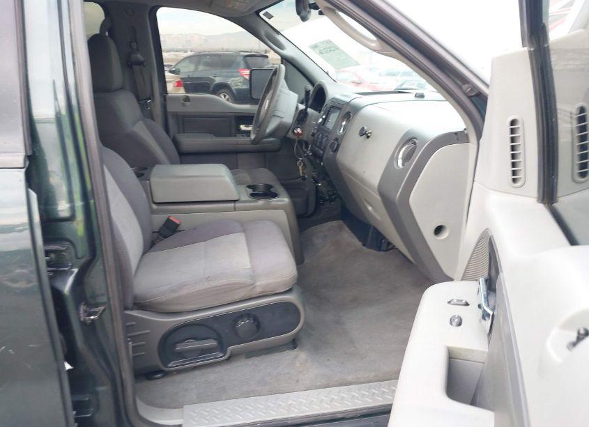 Photo 5 of 2004 Ford F-150 LARIAT/XLT (VIN 1FTPW12534KB85652)