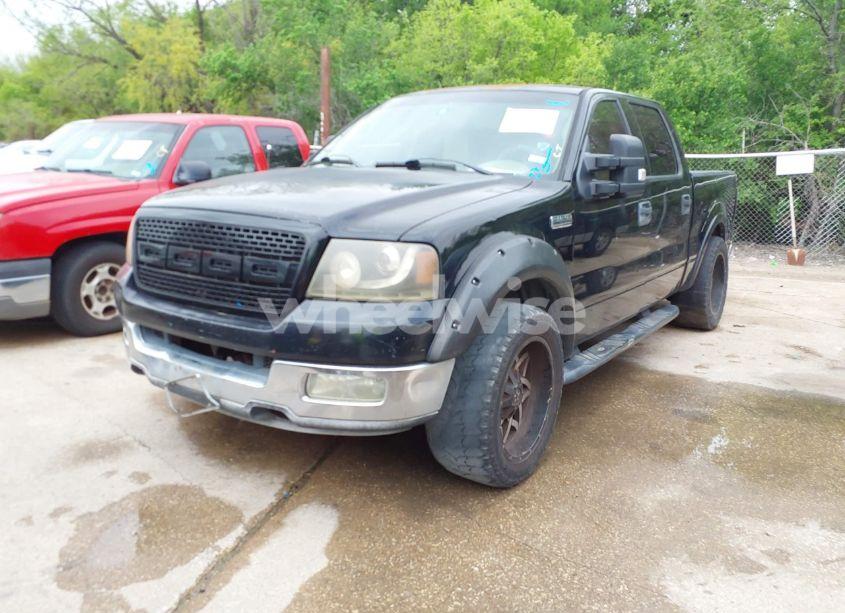 Photo 2 of 2004 Ford F-150 LARIAT/XLT (VIN 1FTPW12534KC32758)