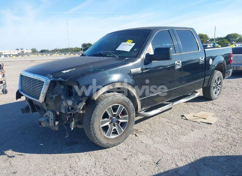 Photo 2 of 2004 Ford F-150 LARIAT/XLT (VIN 1FTPW12534KC72774)