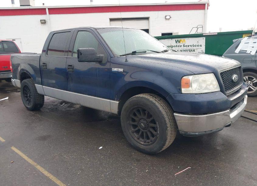 2004 Ford F-150 LARIAT/XLT (VIN 1FTPW12534KD00072) main photo