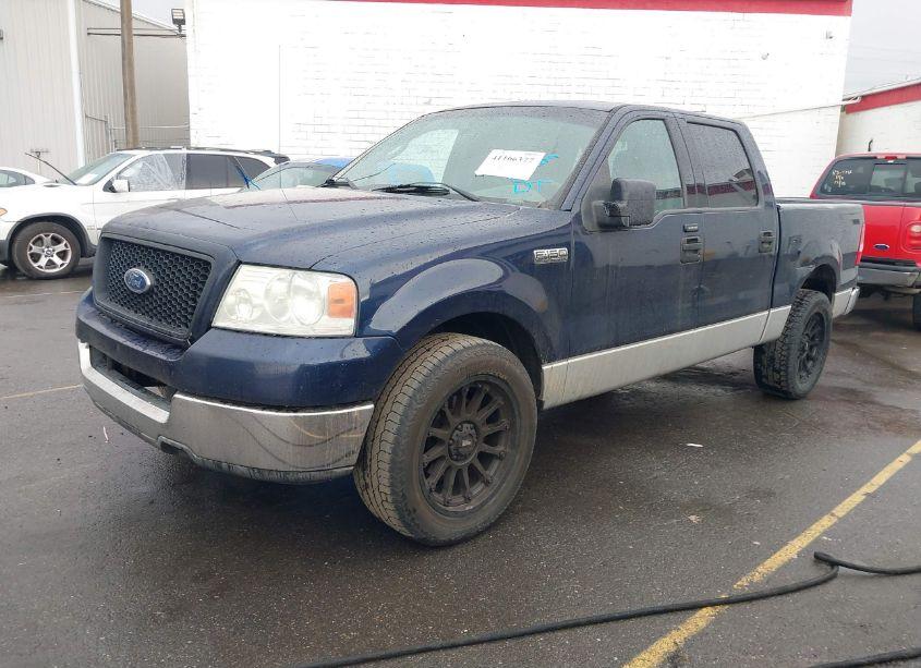 Photo 2 of 2004 Ford F-150 LARIAT/XLT (VIN 1FTPW12534KD00072)