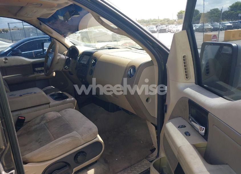 Photo 5 of 2005 Ford F-150 LARIAT/XLT (VIN 1FTPW12535FA37219)