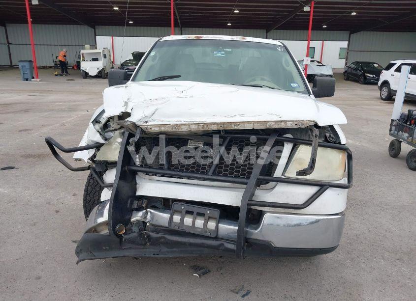 Photo 6 of 2005 Ford F-150 LARIAT/XLT (VIN 1FTPW12535KC74946)