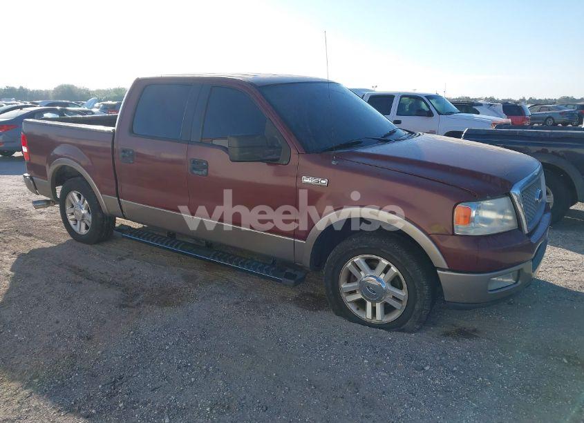 2005 Ford F-150 LARIAT/XLT (VIN 1FTPW12535KE54749) main photo