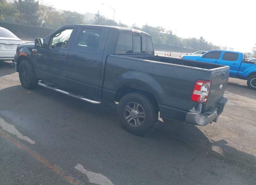 Photo 3 of 2006 Ford F-150 LARIAT/XLT (VIN 1FTPW12536KD30823)