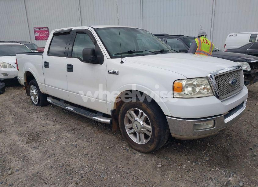 2004 Ford F-150 LARIAT/XLT (VIN 1FTPW12544KC98672) main photo
